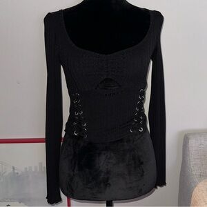 Dollskill XS Black top